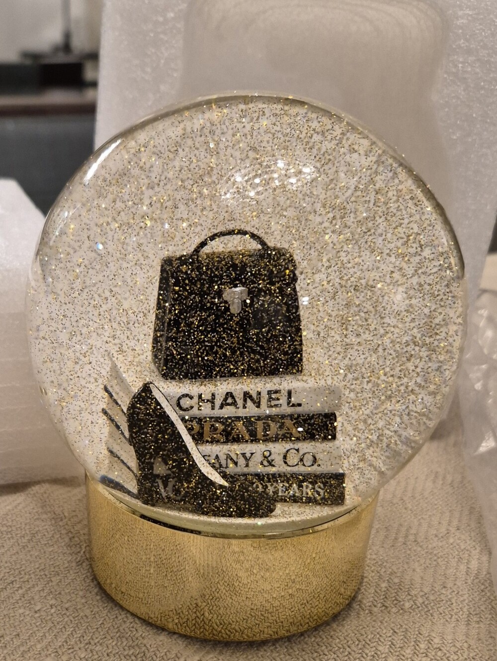 Fashion Glitter Globe with led light - Picture 5 of 7